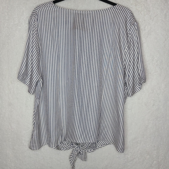 Madewell | Striped Front Tie Top sz 2xl - Picture 2 of 4